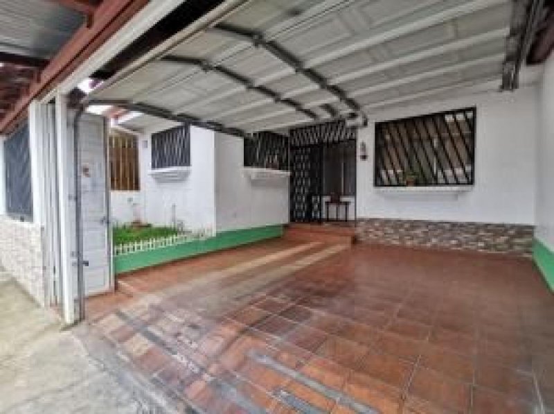 Foto Casa en Venta en San Francisco, Heredia - U$D 127.000 - CAV27285 - BienesOnLine