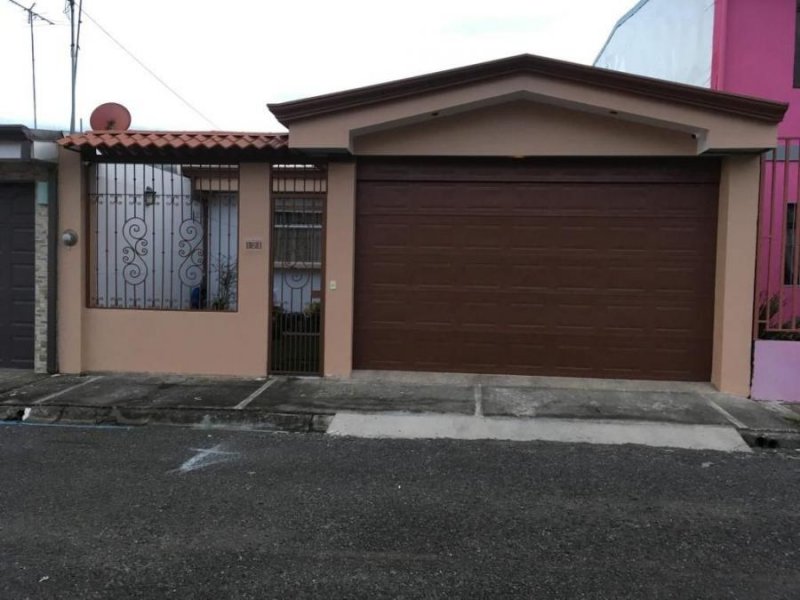 Foto Casa en Venta en Res. Terranova, Cartago, Cartago - ¢ 58.000.000 - CAV23699 - BienesOnLine