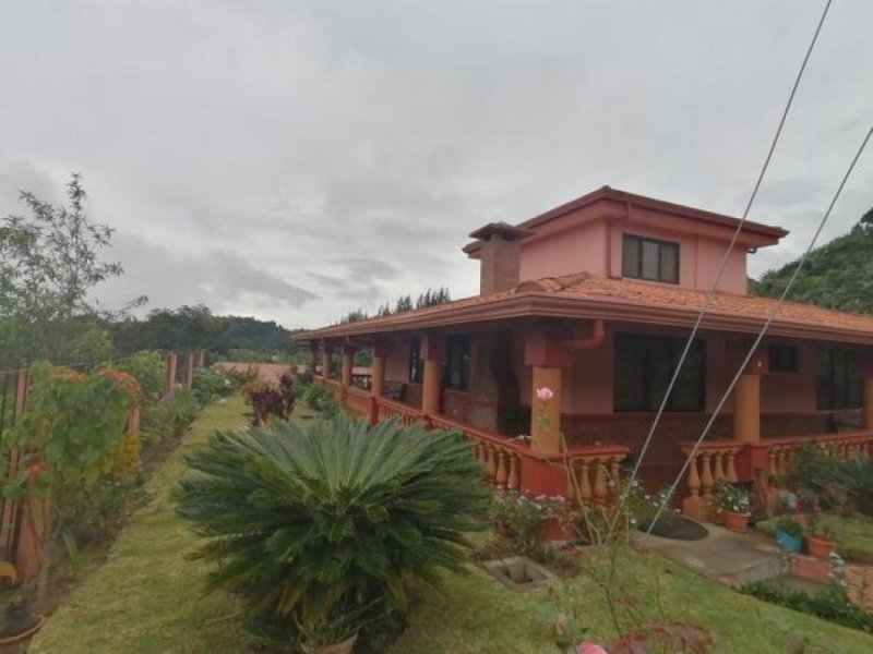 Hermosa casa en venta Llano Los Ángeles, Corralillo Cartago MLS 23-1285