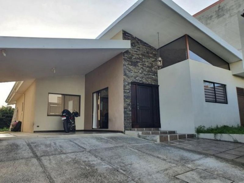 Foto Casa en Venta en Lomas de Ayarco Sur, Curridabat, San José - U$D 265.000 - CAV46550 - BienesOnLine