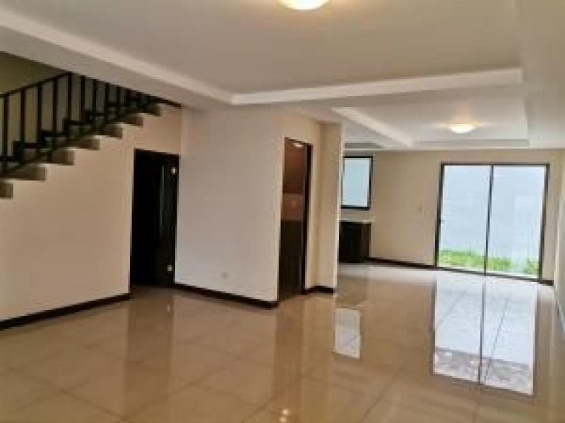 Foto Casa en Venta en La Unión, Cartago - U$D 142.000 - CAV31634 - BienesOnLine