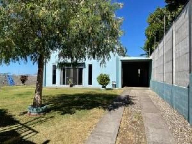 Foto Casa en Alquiler en San José, Alajuela - U$D 1.300 - CAA39835 - BienesOnLine