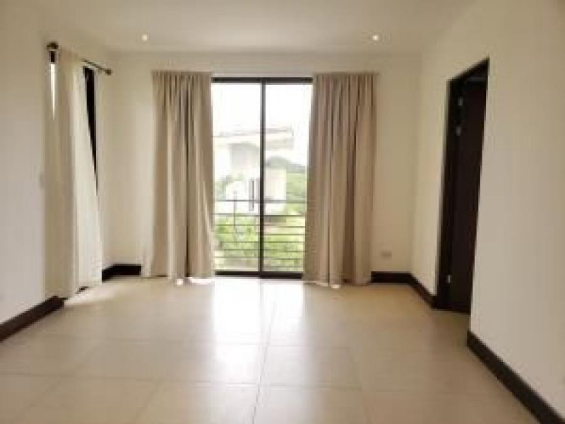 Foto Casa en Venta en Curridabat, San José - U$D 290.000 - CAV29963 - BienesOnLine