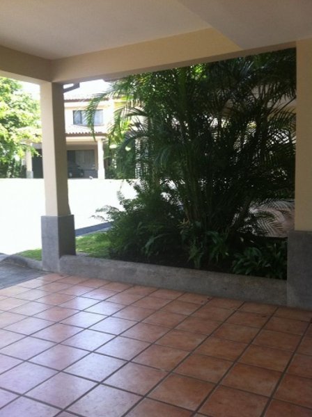 Foto Casa en Alquiler en Curridabat, San José - U$D 1.600 - CAA1479 - BienesOnLine