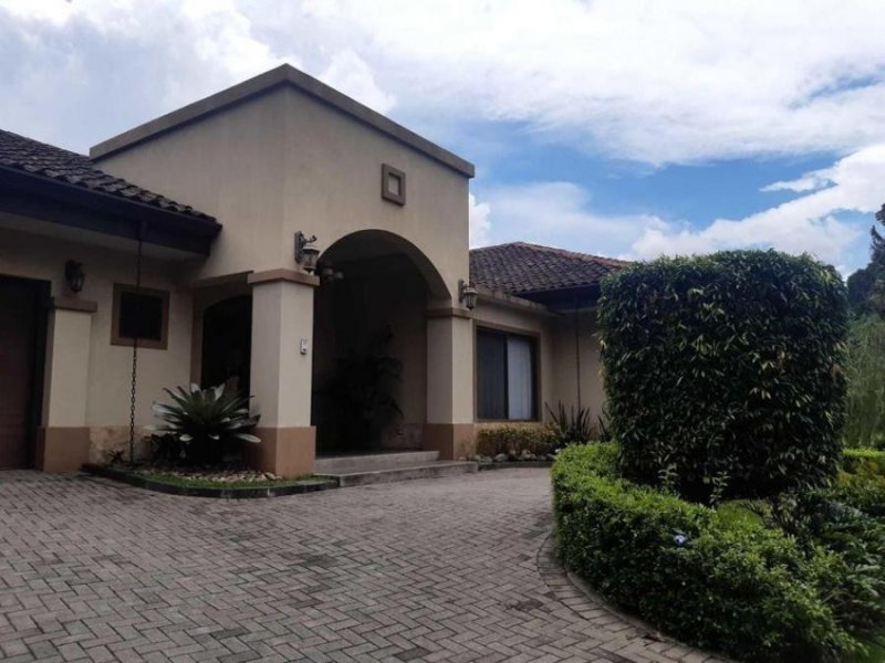 Foto Casa en Venta en Río Oro, Santa Ana, San José - U$D 990.000 - CAV48273 - BienesOnLine