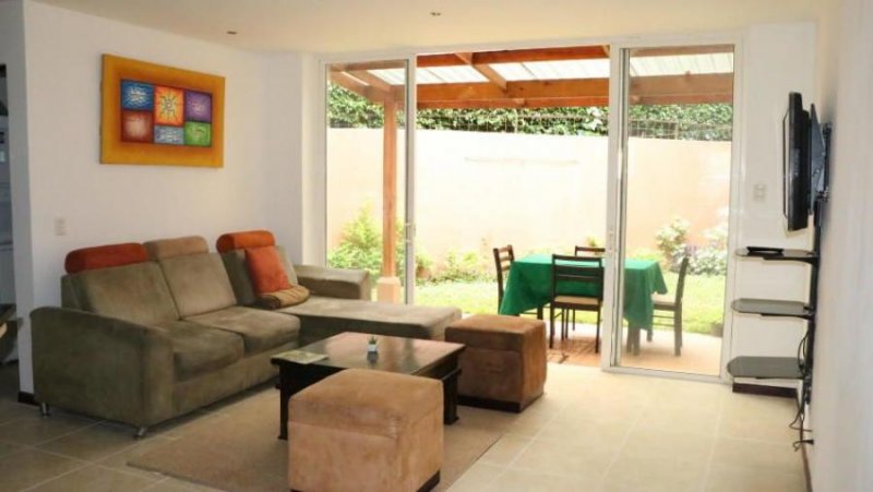 Foto Casa en Venta en Río Oro, Santa Ana, San José - U$D 173.000 - CAV25334 - BienesOnLine