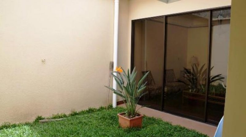 Foto Casa en Venta en La Unión, Cartago - U$D 180.000 - CAV3029 - BienesOnLine