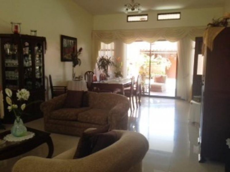 Foto Casa en Venta en La Unión, Cartago - U$D 350.000 - CAV3570 - BienesOnLine