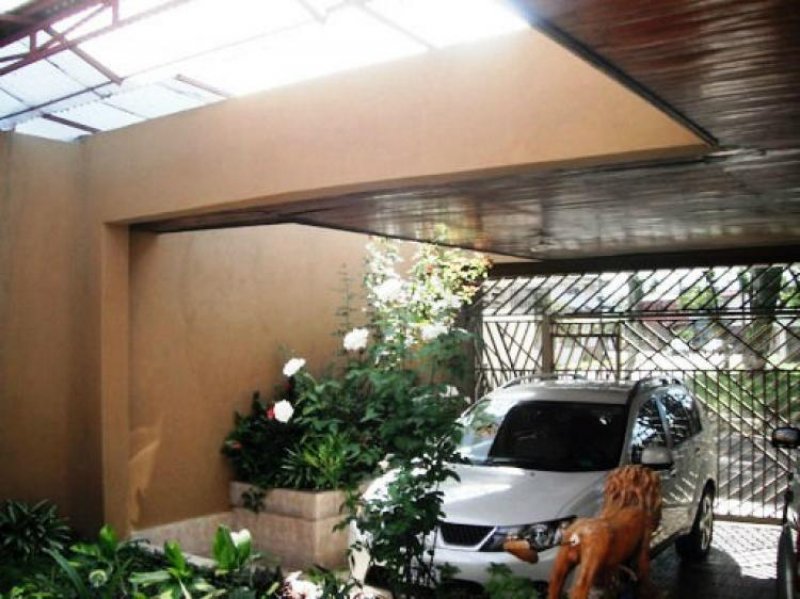 Foto Casa en Venta en Sabana Sur, Mata Redonda, San José - U$D 250.000 - CAV2805 - BienesOnLine