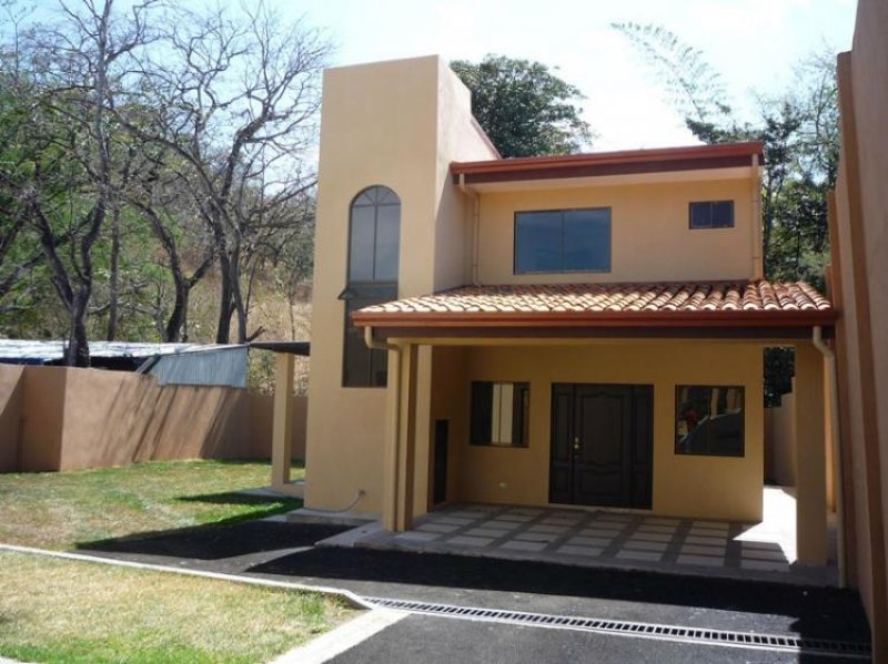 Foto Casa en Venta en Santa Ana, San José - U$D 235.000 - CAV7580 - BienesOnLine