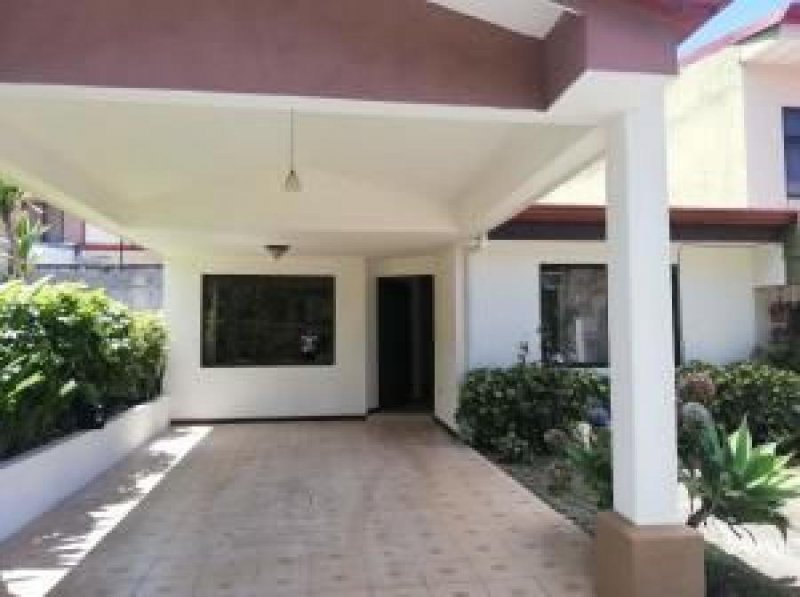 Foto Casa en Venta en Alajuelita, San José - U$D 121.000 - CAV39307 - BienesOnLine