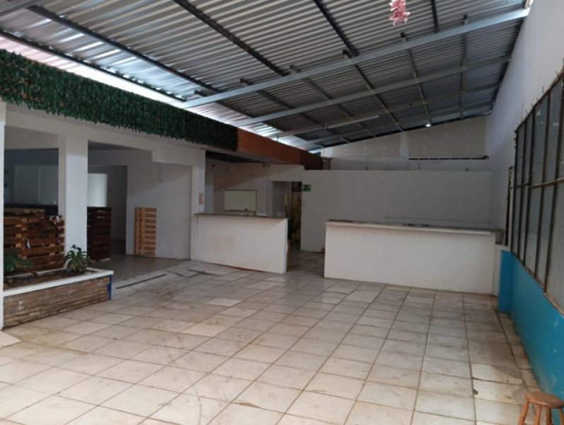 LOCAL COMERCIAL de 477m2 Cartago, Centro