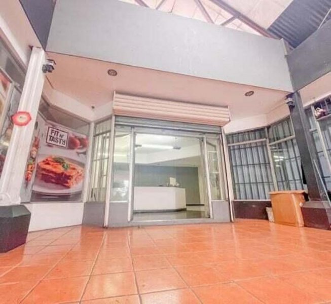 Foto Local en Alquiler en Escazú, San José - U$D 1.100 - LOA72025 - BienesOnLine