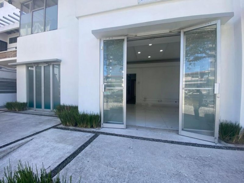 Foto Local en Alquiler en Montes de Oca, San José - U$D 2.600 - LOA68449 - BienesOnLine