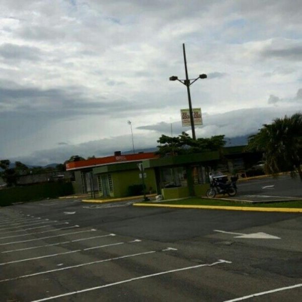 Foto Local en Alquiler en Hatillo, San José - U$D 774 - LOA86301 - BienesOnLine