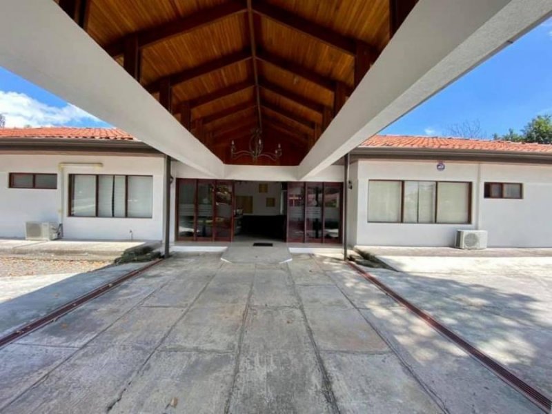 Foto Local en Venta en Santa Ana, San José - U$D 1.300.000 - LOV50359 - BienesOnLine