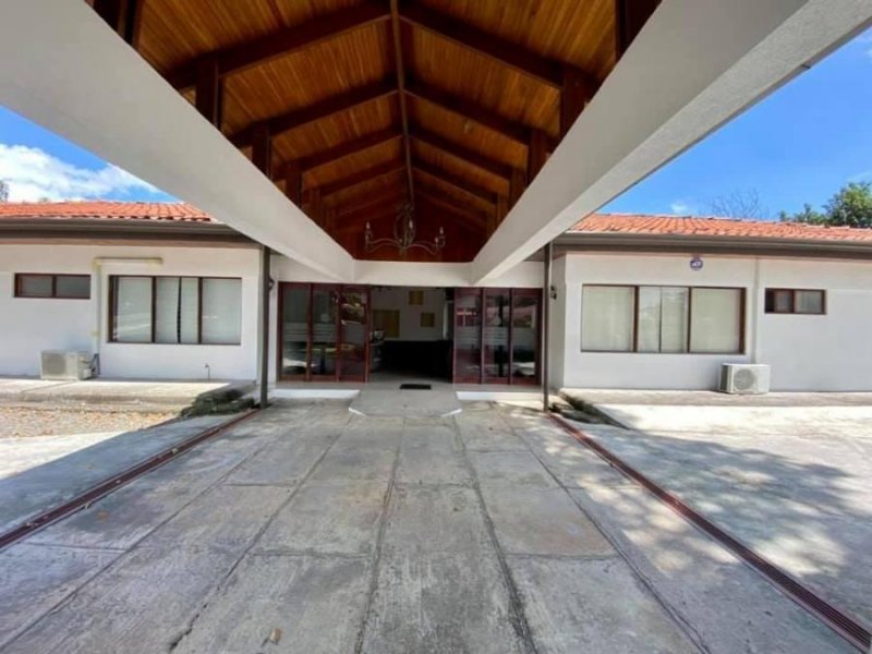 Foto Local en Venta en Santa Ana, San José - U$D 1.300.000 - LOV72845 - BienesOnLine