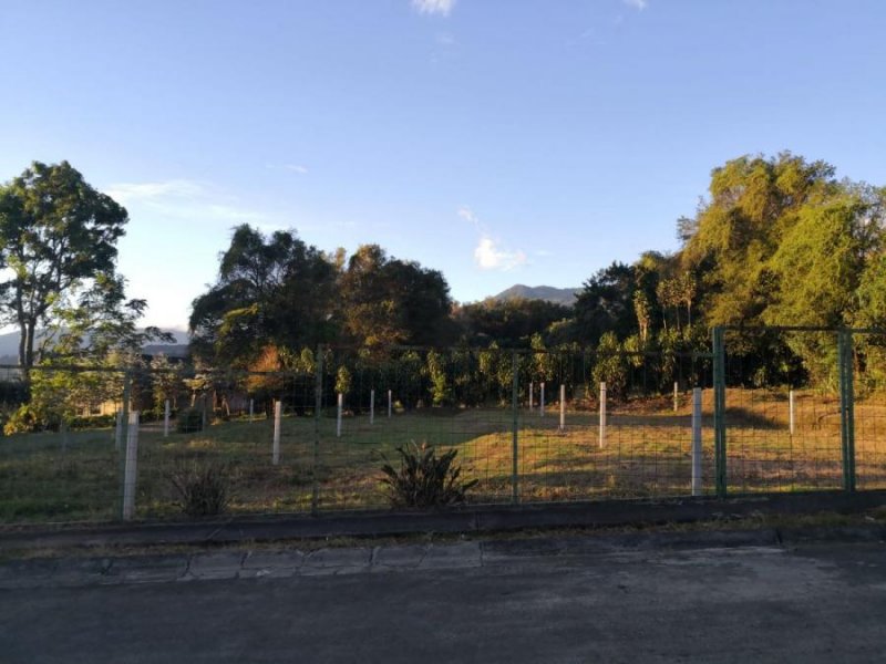 Terreno en Venta en  San José de la Montaña, Heredia