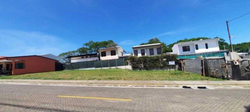 Terreno en Venta en  Turrúcares, Alajuela