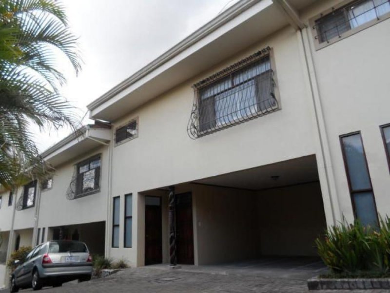 Foto Casa en Venta en Escazú, San José - U$D 215.000 - CAV18279 - BienesOnLine