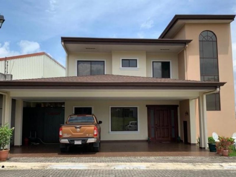 Foto Casa en Venta en Alajuela, Alajuela - U$D 320.000 - CAV42095 - BienesOnLine