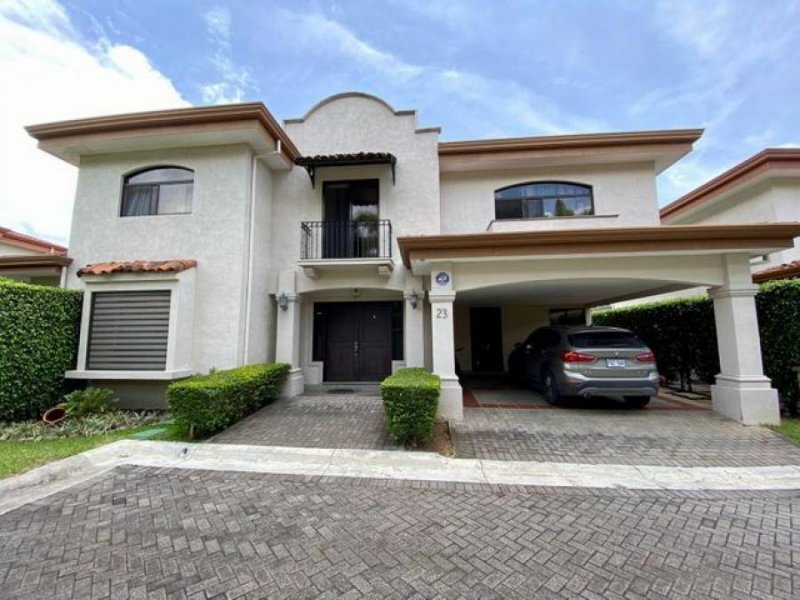 Foto Casa en Venta en Santa Ana, San José - U$D 380.000 - CAV59640 - BienesOnLine