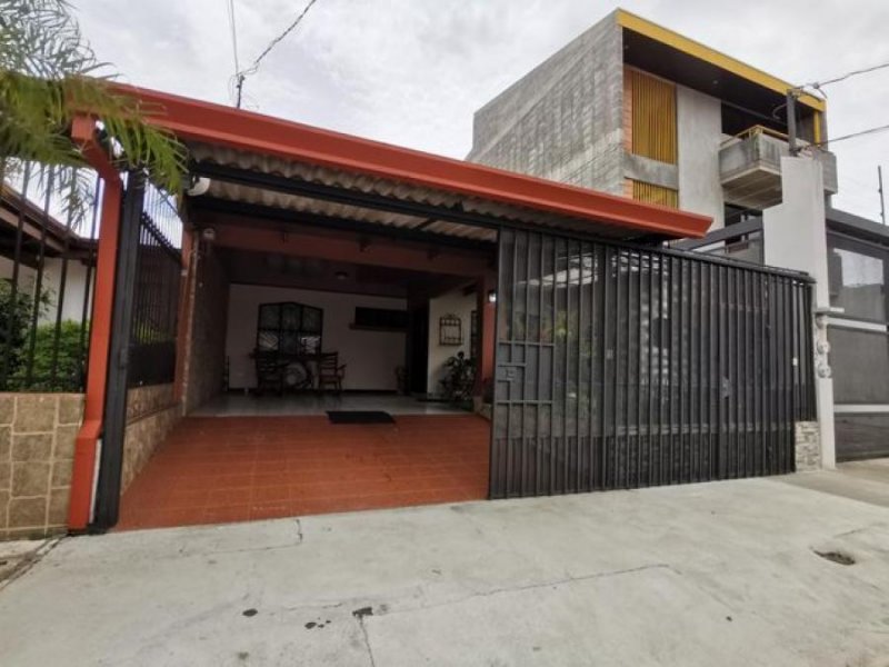 Foto Casa en Venta en Heredia, Heredia - U$D 121.000 - CAV52376 - BienesOnLine