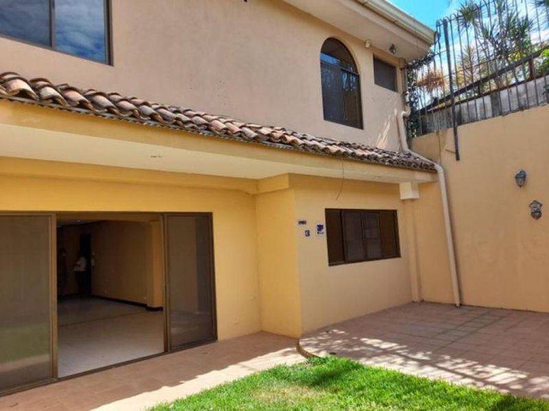 Foto Casa en Venta en MONTES DE OCA SAN JOSE, Montes de Oca, San José - U$D 700.000 - CAV67011 - BienesOnLine