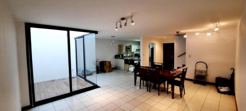 Foto Casa en Venta en Trejos Montealegre, Trejos Montealegre, San José - U$D 238.000 - CAV95903 - BienesOnLine