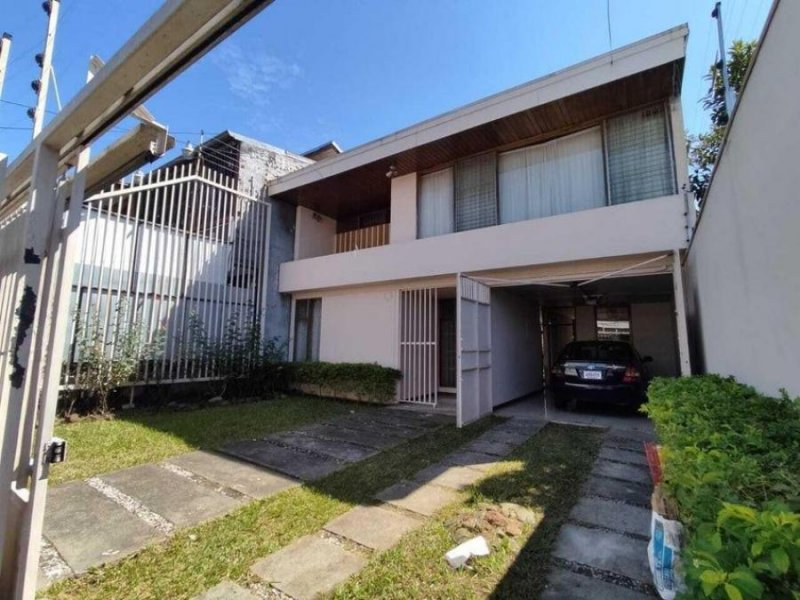 MLS-23-567 LS VENTA CASA ALAJUELA CENTRO