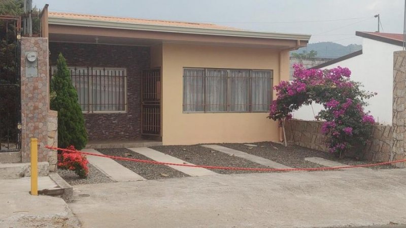 Foto Casa en Venta en ESQUIPULAS PALMARES, ESQUIPULAS PALMARES, Alajuela - ¢ 59.000.000 - CAV101520 - BienesOnLine