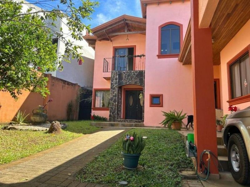 MLS-24-959 LS VENTA CASA FLORES HEREDIA