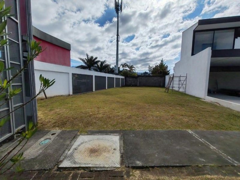 MLS-25-1510 LS VENTA LOTE MONTES DE OCA SAN JOSE 