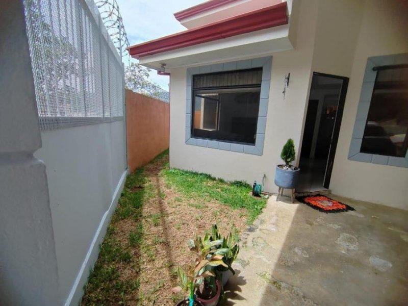 MLS-25-42 LS VENTA CASA LA UNION CARTAGO 