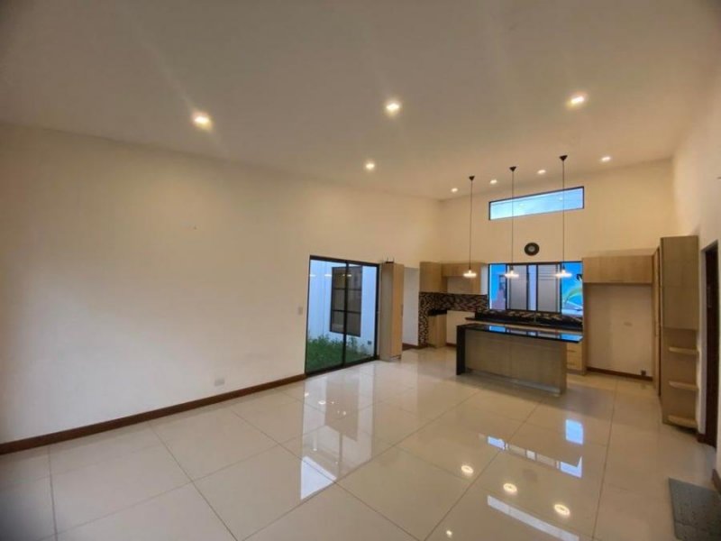 Foto Casa en Venta en GRECIA ALAJUELA, Grecia, Alajuela - U$D 275.000 - CAV107882 - BienesOnLine