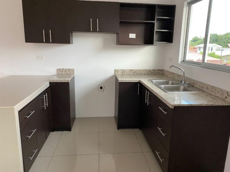 Apartamento en Alquiler en  Belén, Heredia