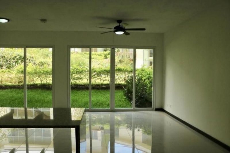 Foto Apartamento en Alquiler en Santa Ana, San José - U$D 850 - APA24545 - BienesOnLine