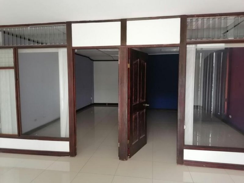 Foto Oficina en Alquiler en Curridabat, San José - U$D 583 - OFA57721 - BienesOnLine