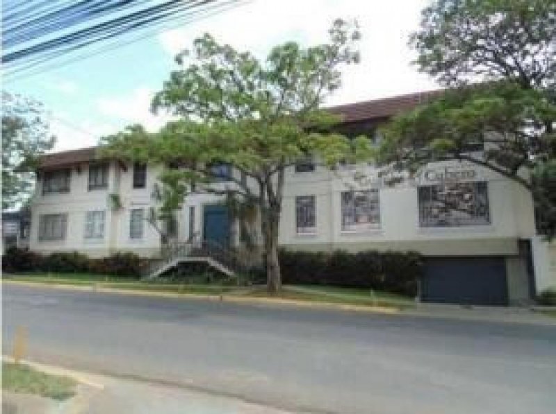 Foto Oficina en Alquiler en Escazú, San José - U$D 500 - OFA24482 - BienesOnLine