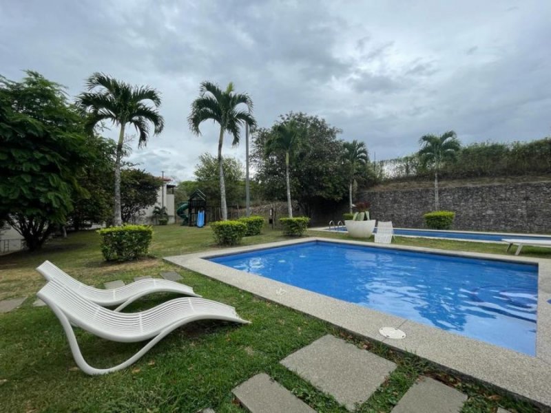 Apartamento en Alquiler en Brasil de Santa Ana Santa Ana, San José