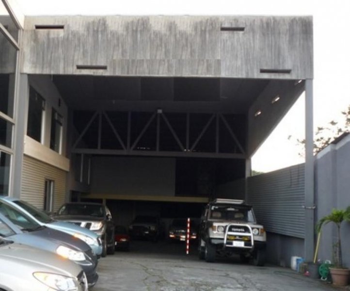 Foto Bodega en Venta en Zapote, San José - U$D 600.000 - BOV1432 - BienesOnLine