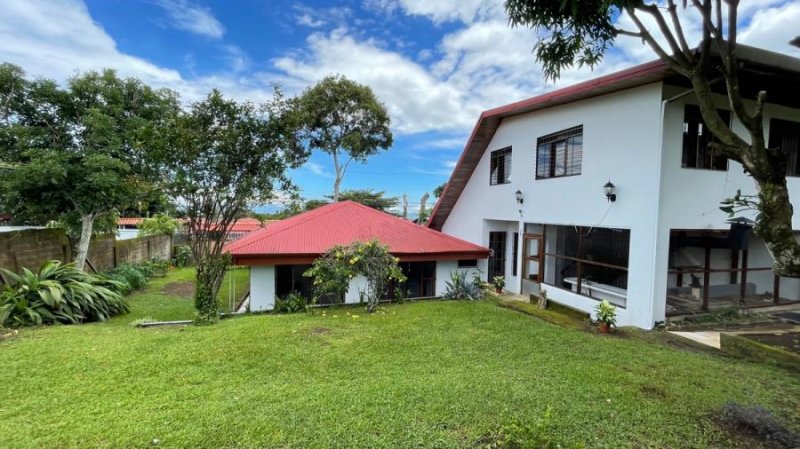 Foto Casa en Venta en Desamparados, Alajuela - U$D 247.000 - CAV67280 - BienesOnLine