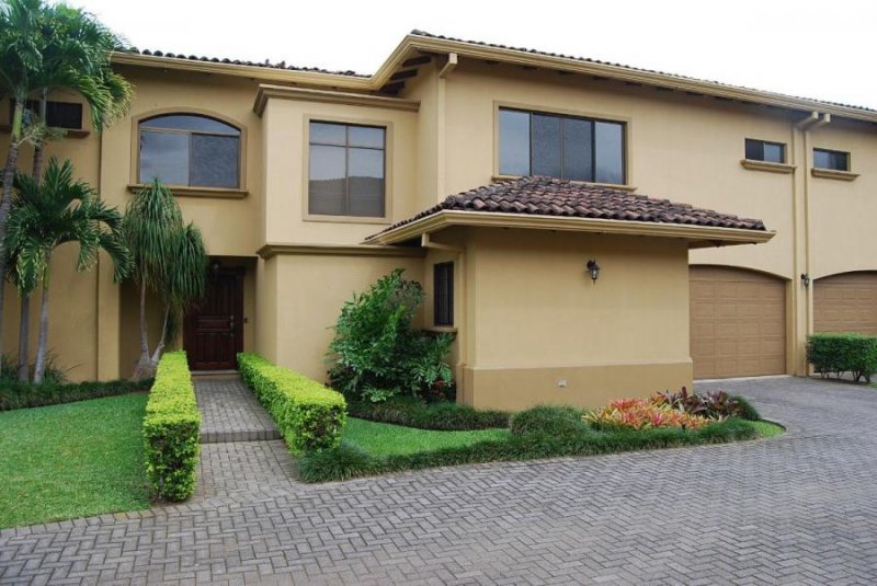 Foto Casa en Venta en Escazú, San José - U$D 395.000 - CAV29796 - BienesOnLine