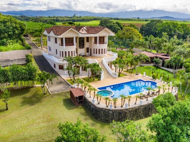 Foto Casa en Venta en Atenas, Alajuela - U$D 979.000 - CAV40894 - BienesOnLine