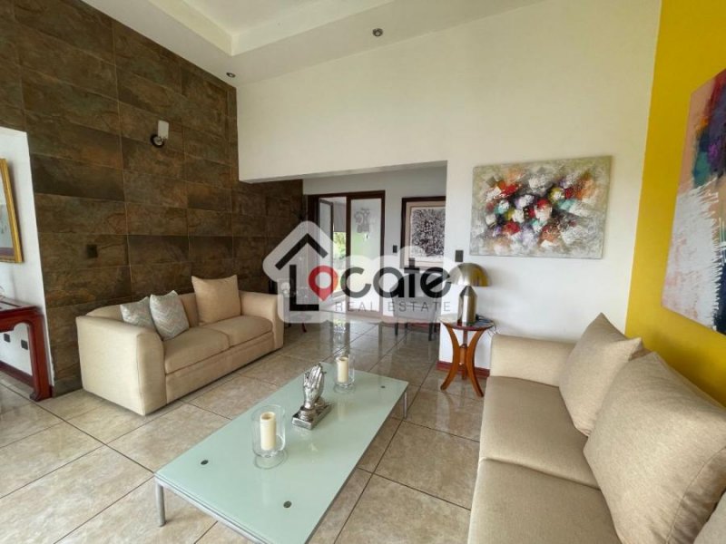 Foto Casa en Venta en Guácima, Guácima, Alajuela - U$D 450.000 - CAV69740 - BienesOnLine