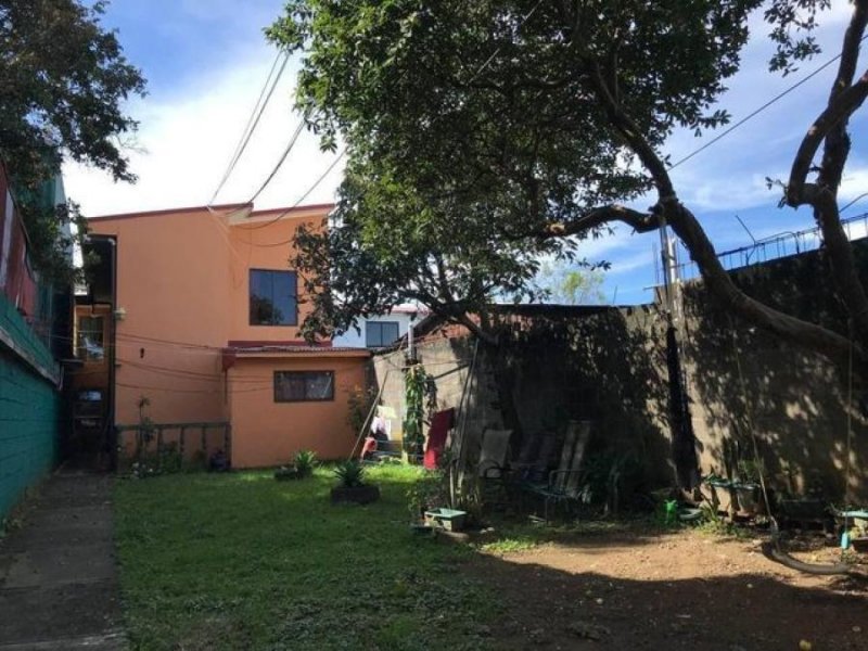 Foto Casa en Venta en sabanilla, Montes de Oca, San José - U$D 385.000 - CAV53015 - BienesOnLine