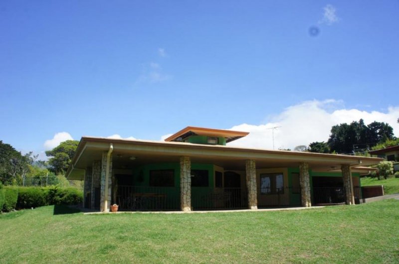 Foto Casa en Venta en San Rafael, Heredia - U$D 800.000 - CAV72310 - BienesOnLine