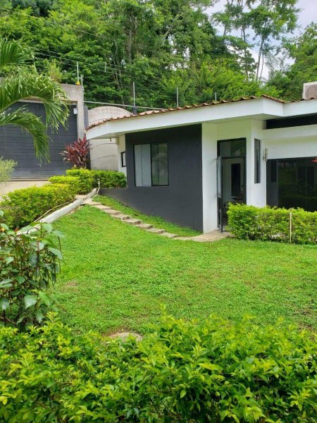 Casa en Venta en  Orotina, Alajuela