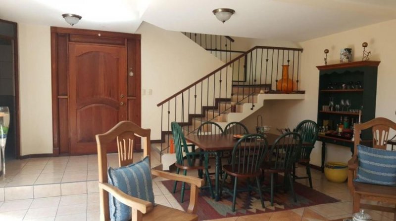 Foto Casa en Venta en Montes de Oca, San José - U$D 185.000 - CAV29872 - BienesOnLine