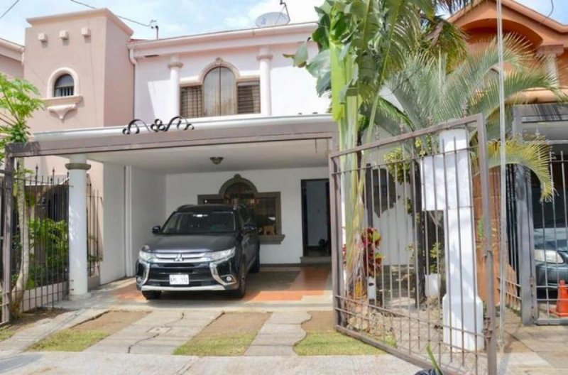 Foto Casa en Venta en Alajuela, Alajuela - U$D 153.000 - CAV40172 - BienesOnLine